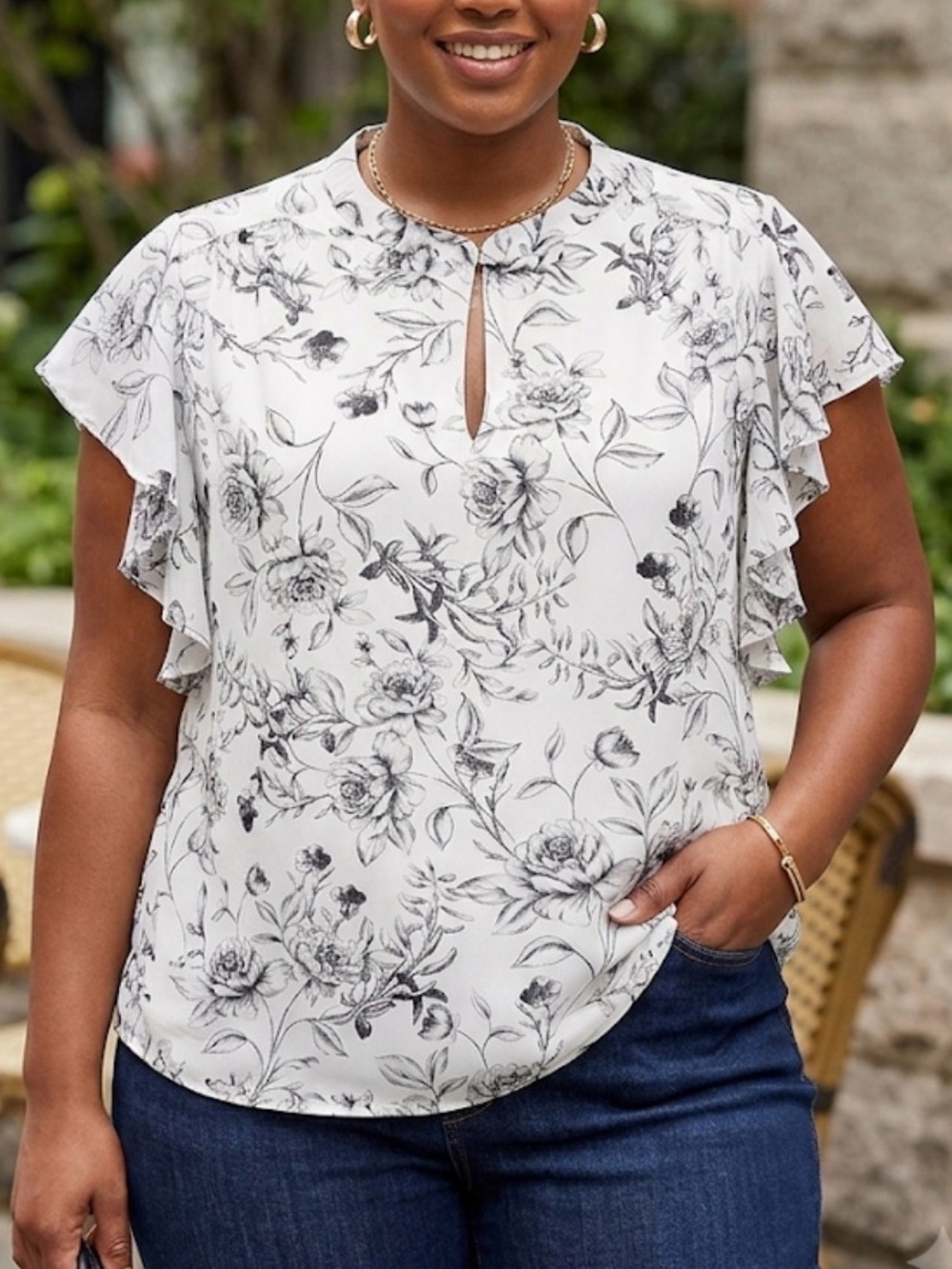Magaschoni Keyhole Flutter Sleeve Black White Floral Blouse Lightweight Size 1X